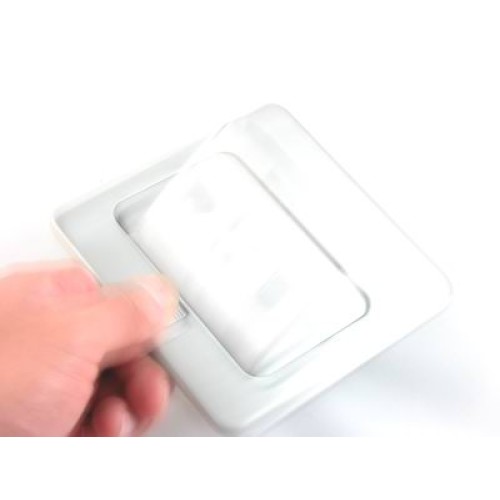 Caja modular retráctil multipuertos para mesa o piso, tapa inoxidable 202030 Caja modular retráctil multipuertos para mesa o piso, tapa inoxidable 202030