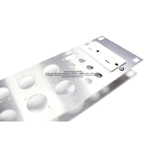 Tablero Panel 2U para rack, 20 puertos chasis tipo Neutrik XLR / Speakon / D + 6 puertos 1/4 + DSUB  + toma eléctrica 